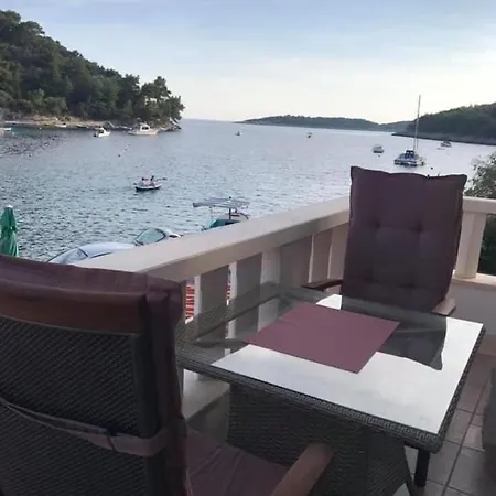 Διαμέρισμα Two-bedroom In Blato-grscica Iii